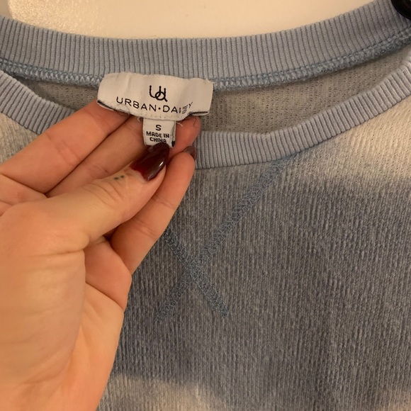 Matching sweater and shorts set - Picture 4 of 6